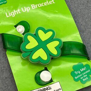 St Patricks Day Irish Bracelet As Is 7 In Green Light Up Lucky Shamrock Clover